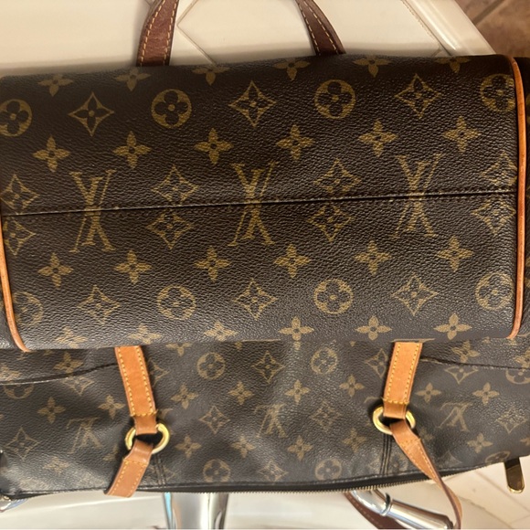 💕Louis Vuitton Totally MM Monogram Shoulder Bag💕 - Picture 9 of 15